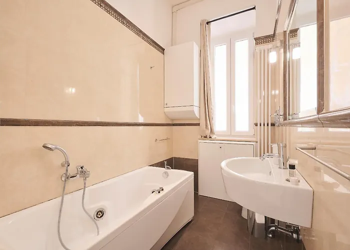 Appartement National House Monti