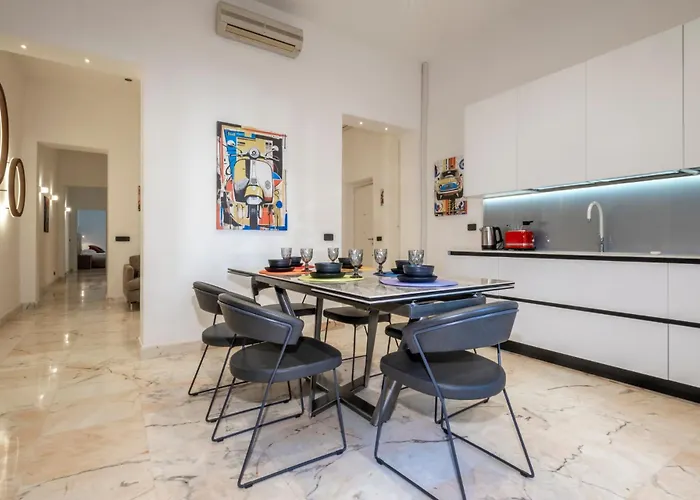 National House Monti Apartment